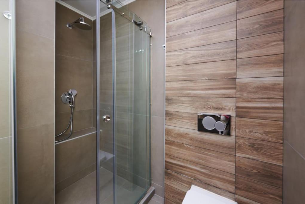 Apartment In The Heart Of The City Aten Exteriör bild
